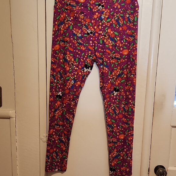 LuLaRoe Mickey & Friends Leggings - Picture 1 of 3